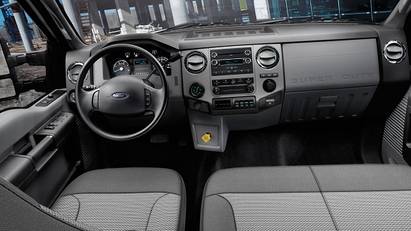 2017-ford-f-650-interior