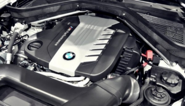 2021-BMW-X3-Engine