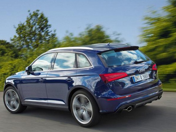 2017-audi-q5-suv-back