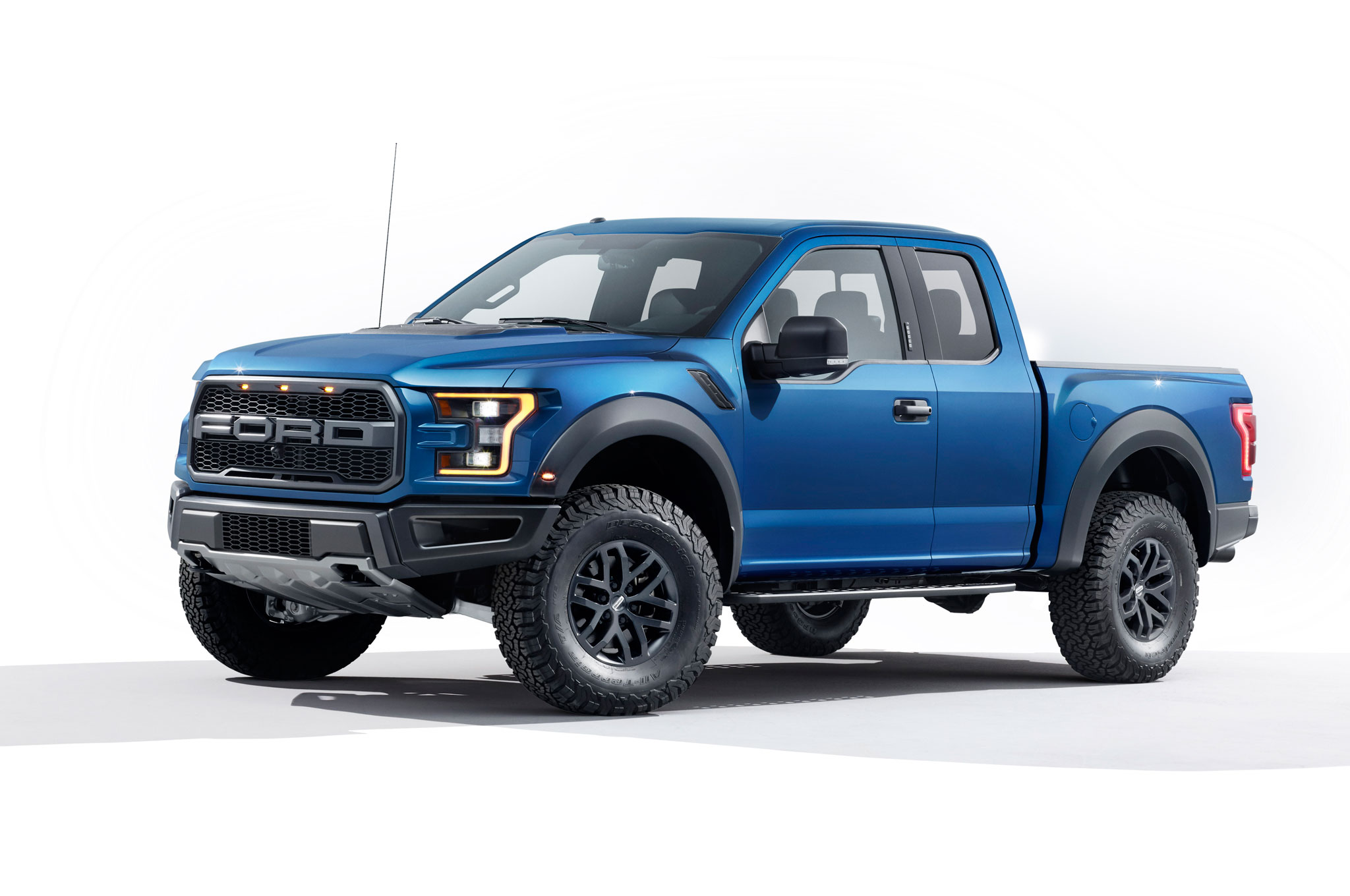 2017-ford-f-150-svt-raptor-review