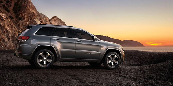 2018-jeep-grand-cherokee-side