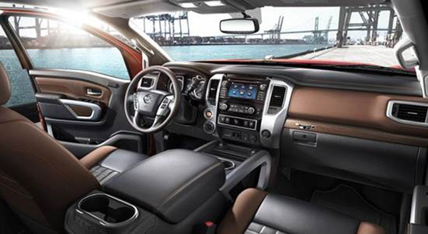 2018-nissan-titan-interior