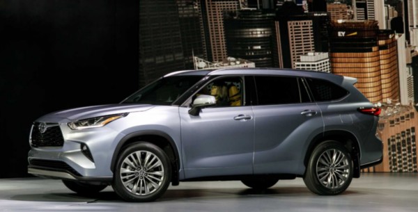 2021-Toyota-Highlander-Exterior