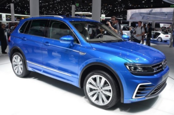 2021-Volkswagen-Tiguan-Exterior